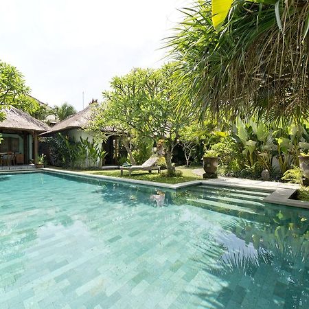 Bali Villa Aja เซมินยัค ภายนอก รูปภาพ